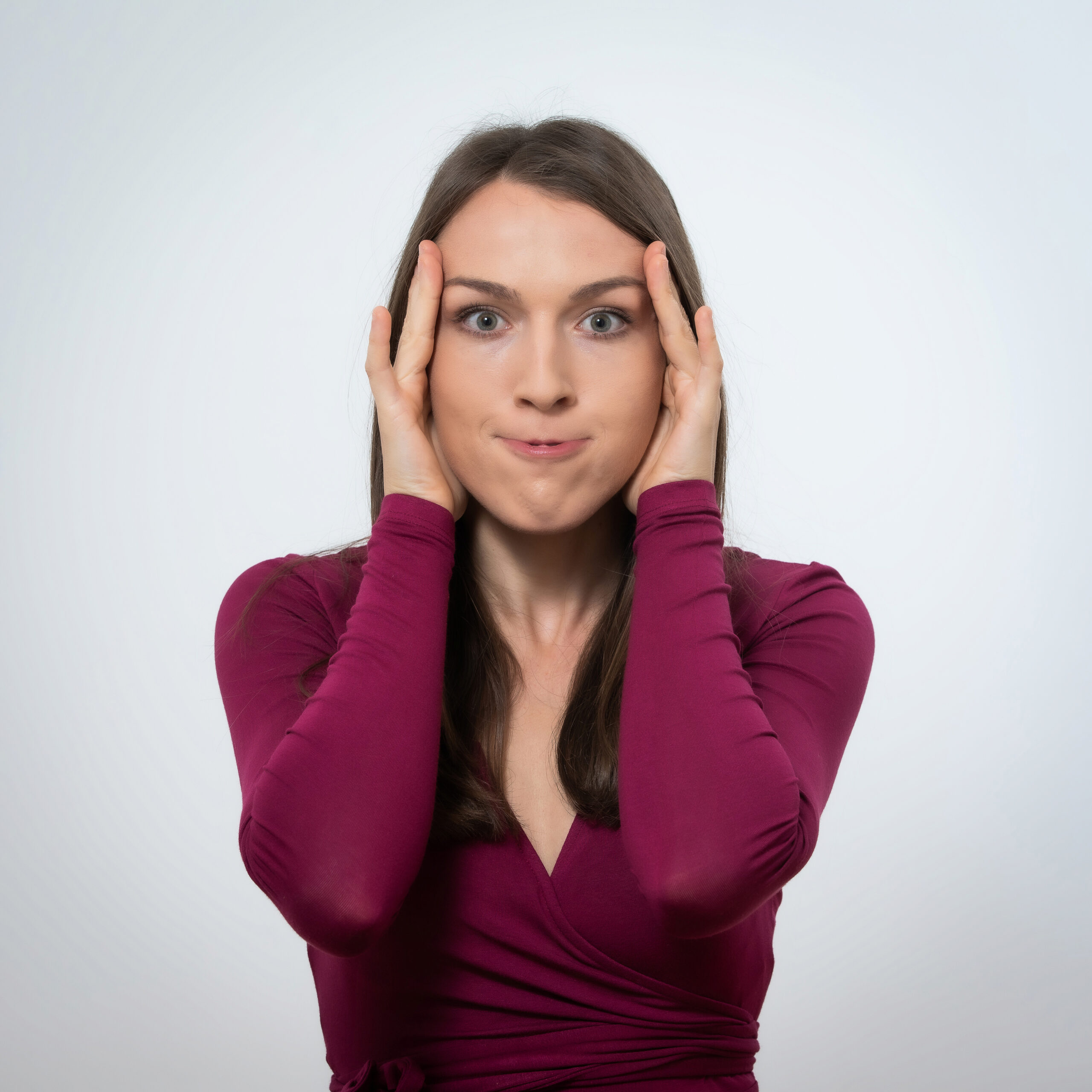 Nasolabialfalten entfernen mit Gesichtsyoga - Übungen