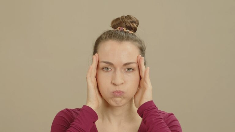 Eingefallene Wangen: Gesichtstraining hilft!