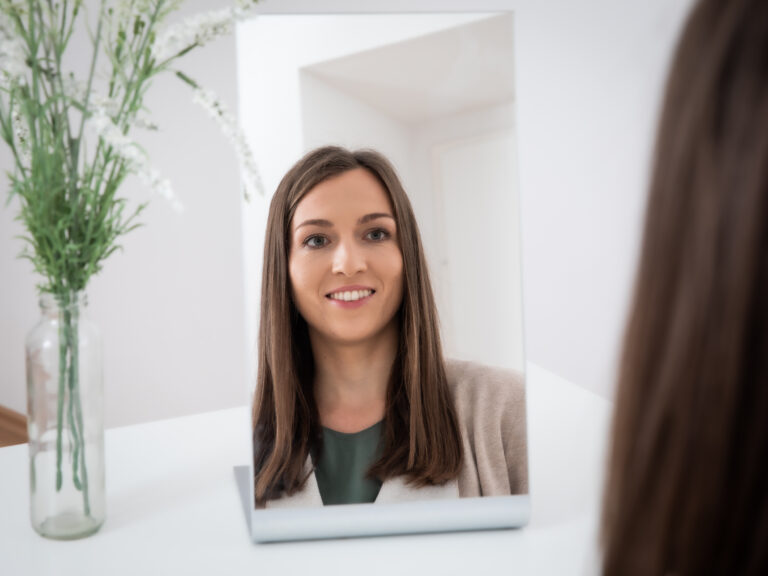 Schröpfen gegen Falten: Hilft es wirklich?